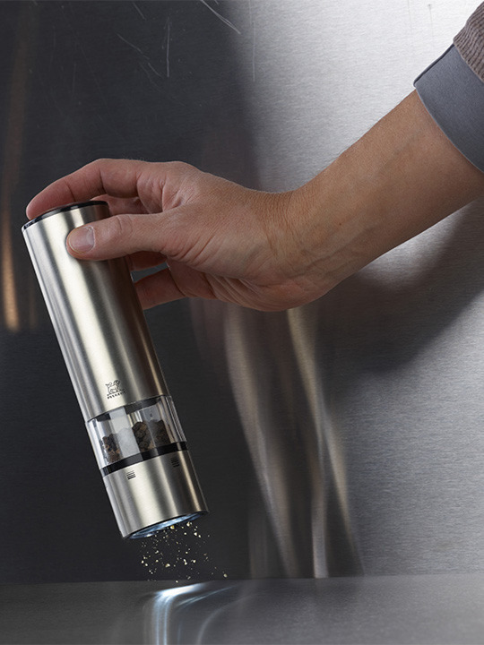 PEUGEOT - Moulin à poivre électrique Inox 20cm ELIS SENSE