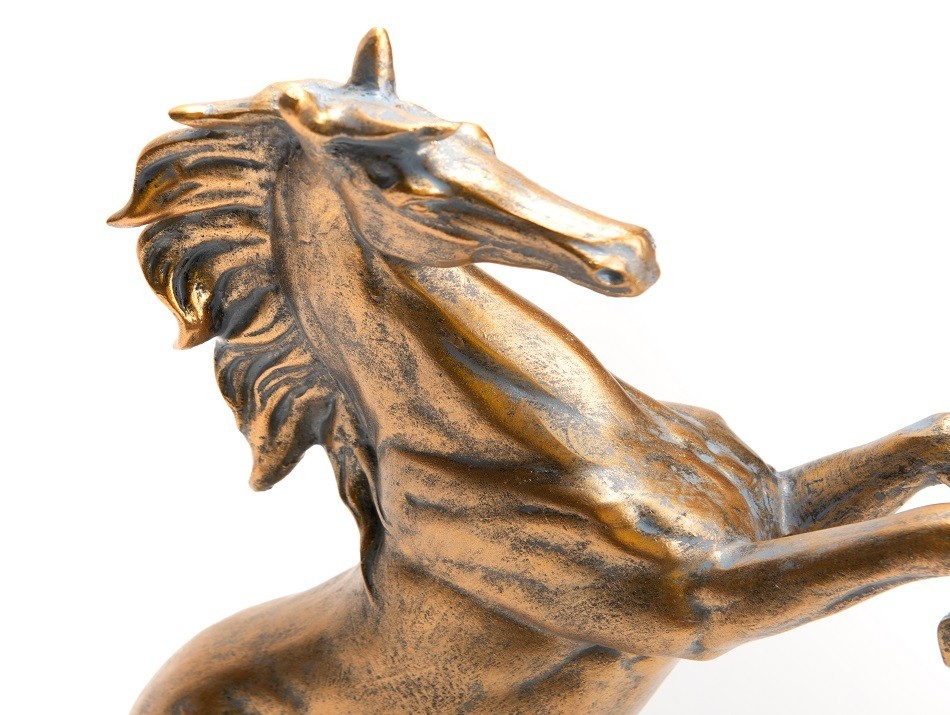 Sculpture cheval cabré antique or